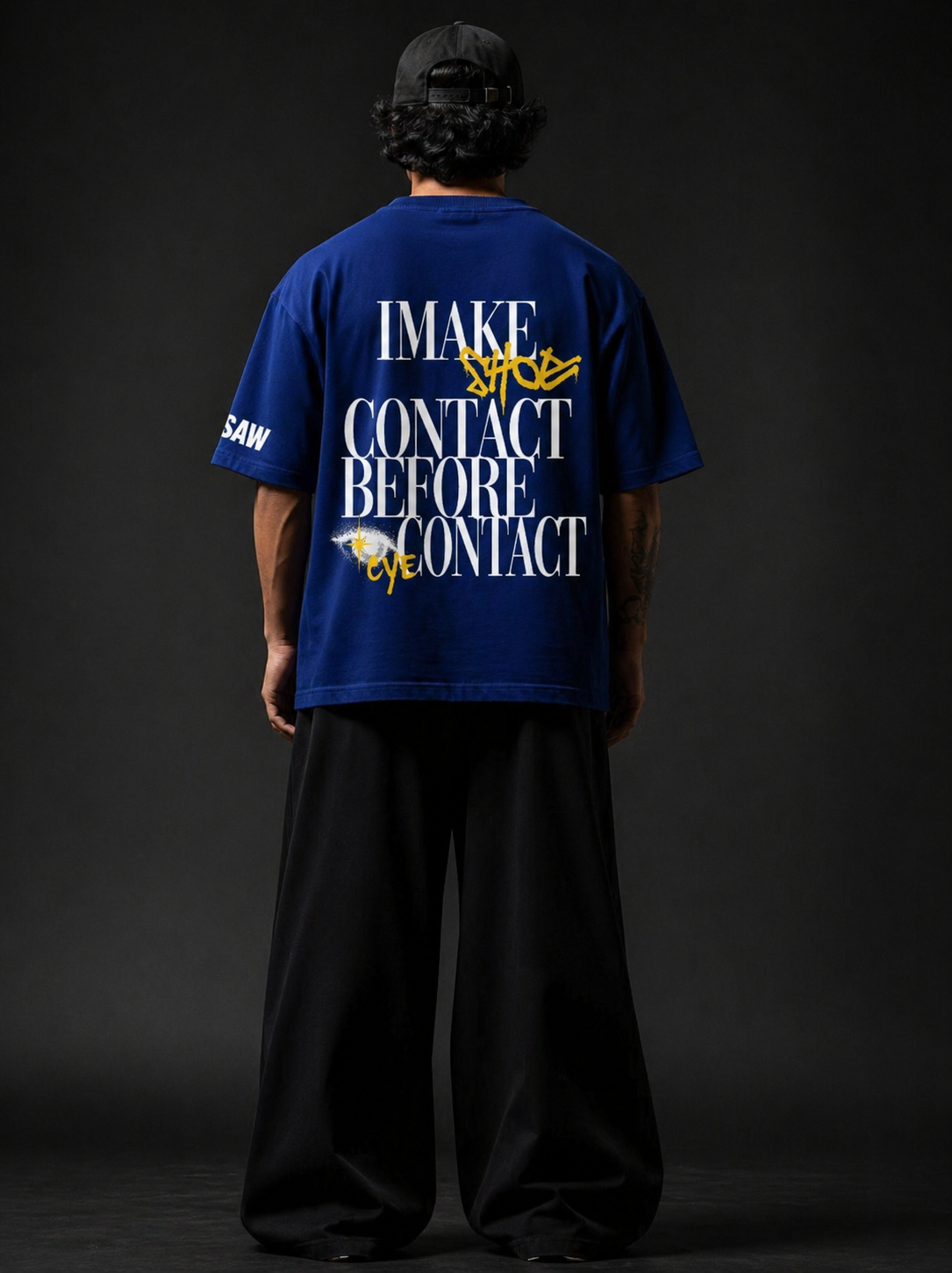 SNEAKERHEAD OVERSIZED TEE