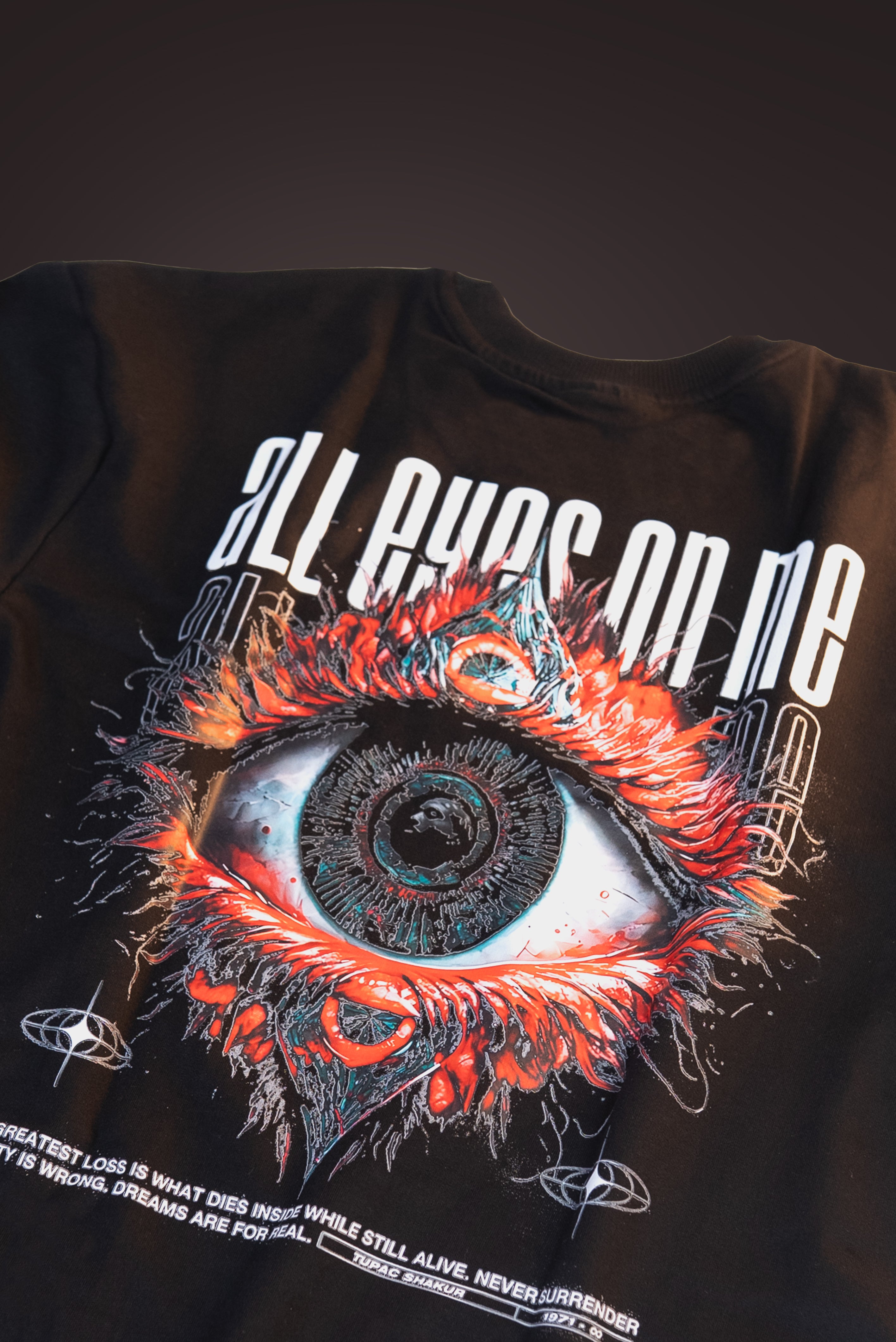 ALL EYES ON ME OVERSIZED T-SHIRT
